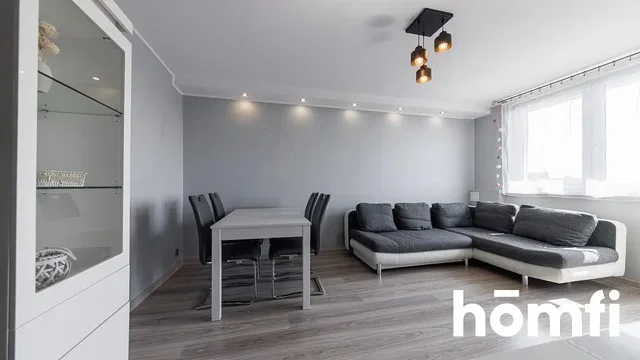 Wohnzimmer; tageslicht, holzboden, moderner stil
