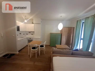 Wohnzimmer; küchengeräte, tageslicht