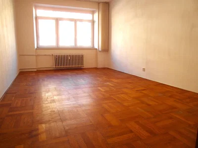 Sonstiges; holzboden, tageslicht