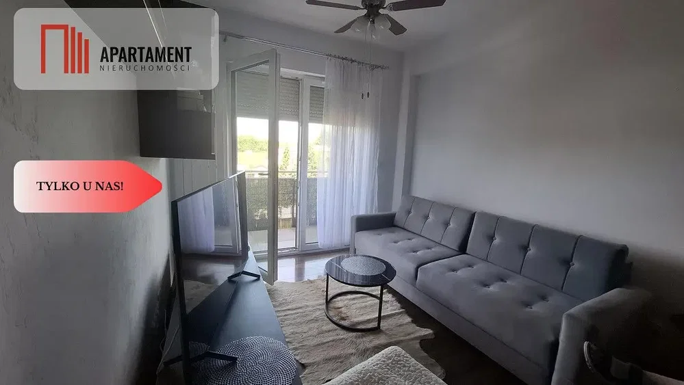 Woonkamer; natuurlijk licht, moderne stijl