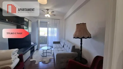 Woonkamer; natuurlijk licht, moderne stijl