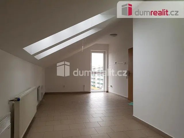 Άλλο; πλακάκια, φυσικό φως