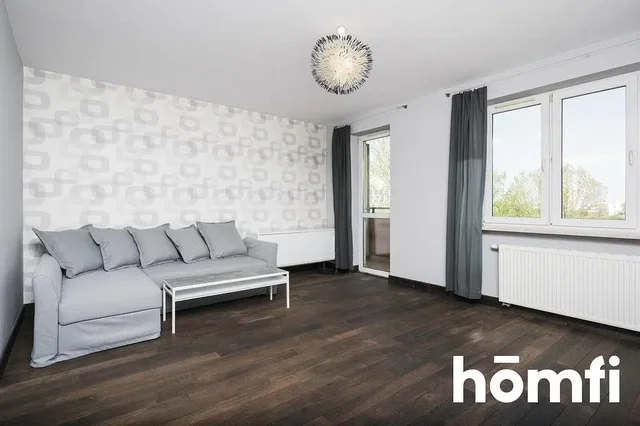 Wohnzimmer; holzboden, tageslicht, moderner stil
