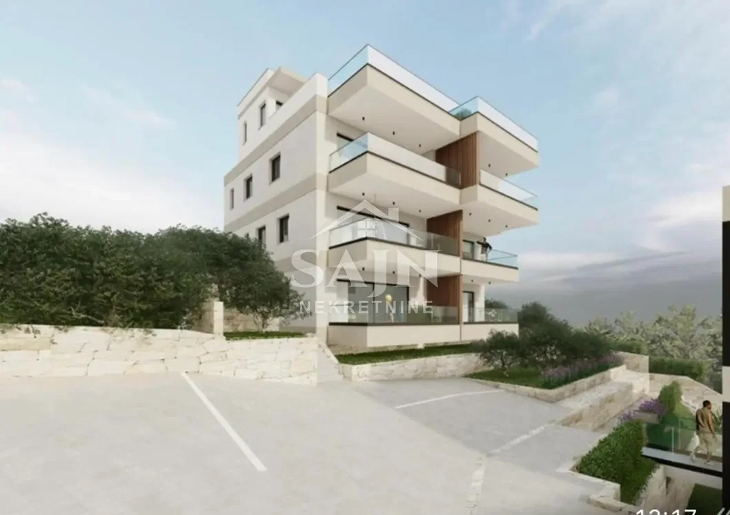 Casa e arredores