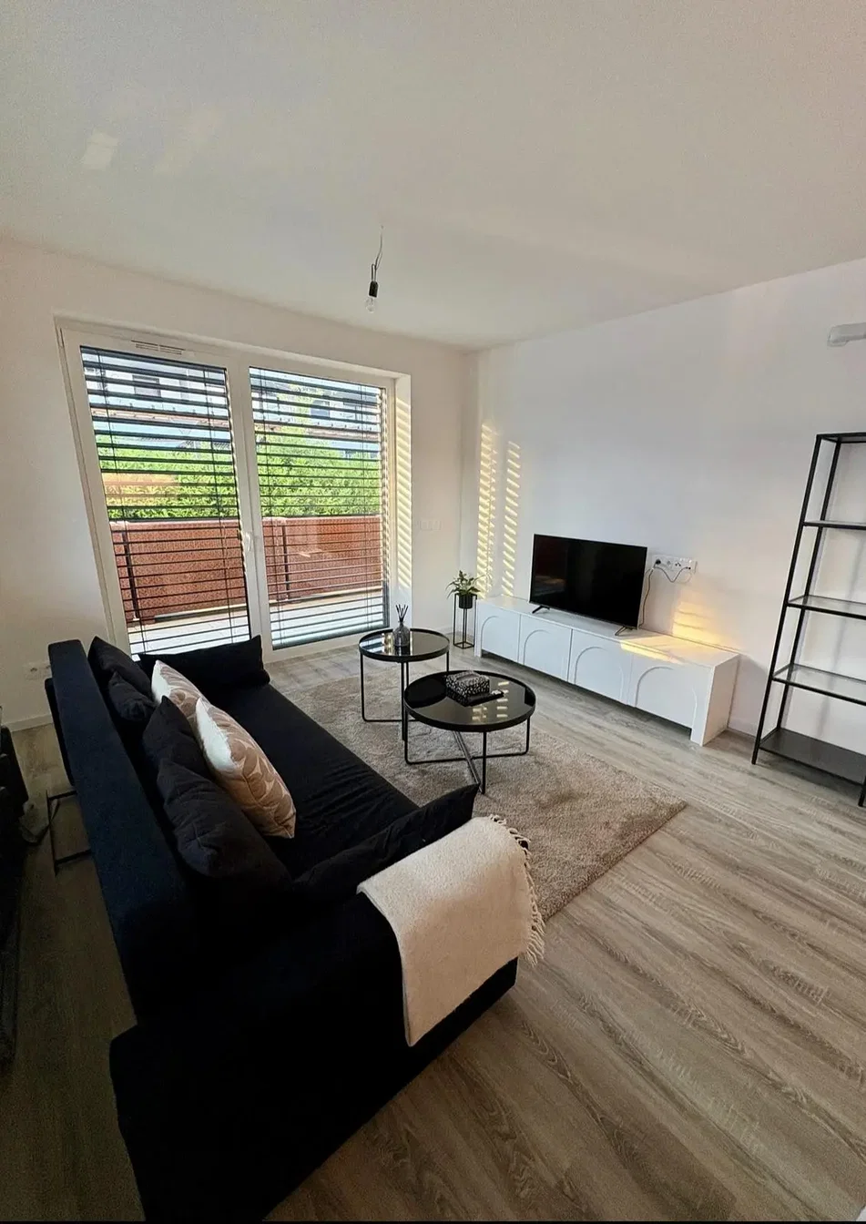 Living room; view, wood floor, natural light, modern style