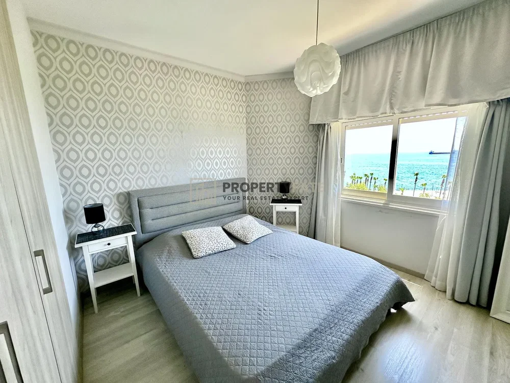 Chambre; lumière naturelle, vue