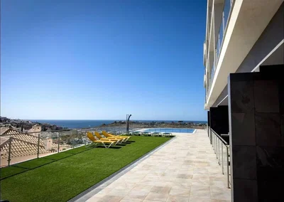 Teras; manzara, doğal ışık