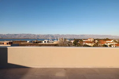 Terrasse; vue, lumière naturelle