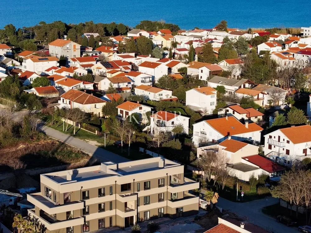 Maison et environs; vue