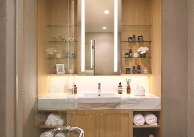 Banyo; tadilatlı, doğal ışık