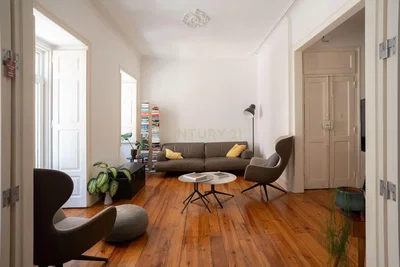 Salon; parquet, lumière naturelle