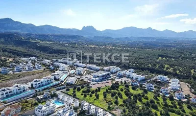 House and surroundings; view, natural light