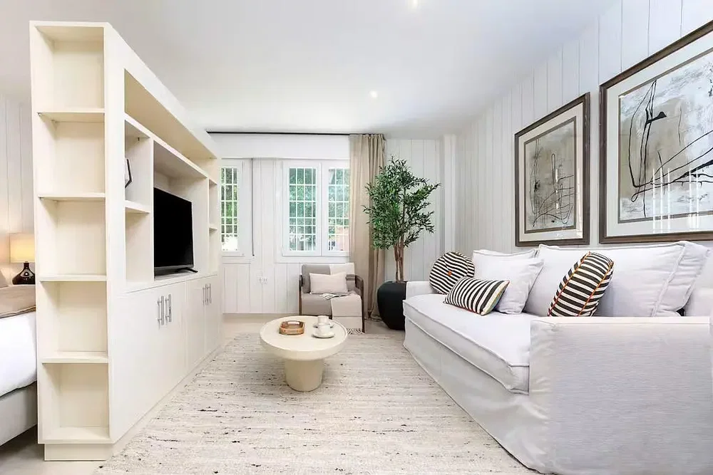 Living room; natural light, modern style
