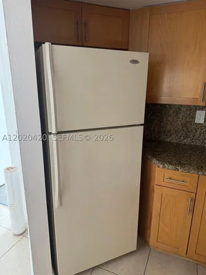 Kitchen; tile floor, kitchen appliances