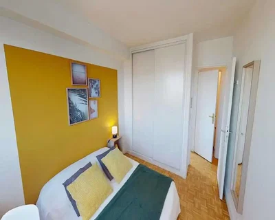Bedroom; wood floor, natural light
