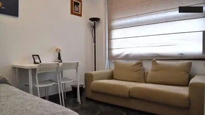 Хол