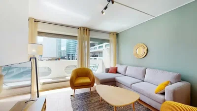 Oturma odası; manzara, doğal ışık, modern stil
