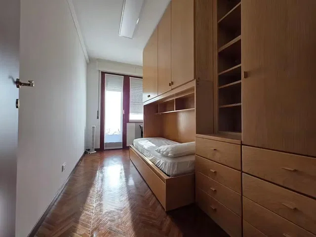Хол