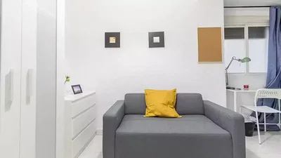 Oturma odası; doğal ışık, modern stil
