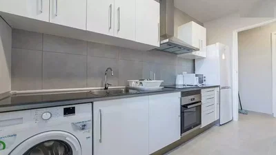 Cuisine; électroménager, carrelage