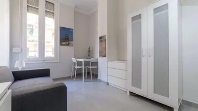 Σαλόνι; φυσικό φως, πλακάκια