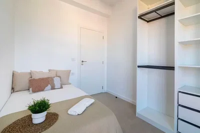 Spavaća soba; prirodno svjetlo, renoviran