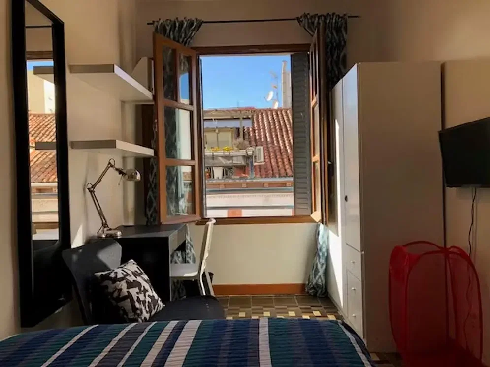 Spavaća soba; prirodno svjetlo, pogled