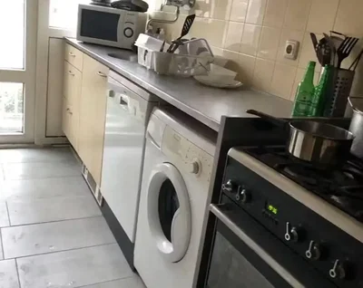 Cuisine; électroménager, carrelage