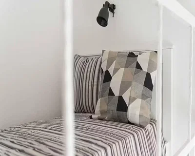 Chambre; lumière naturelle, style moderne