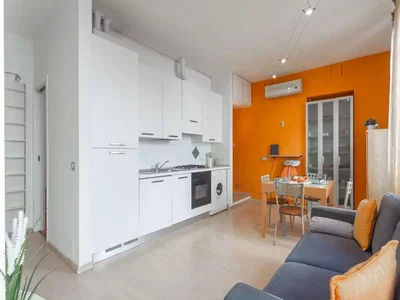 Wohnzimmer; küchengeräte, tageslicht, moderner stil
