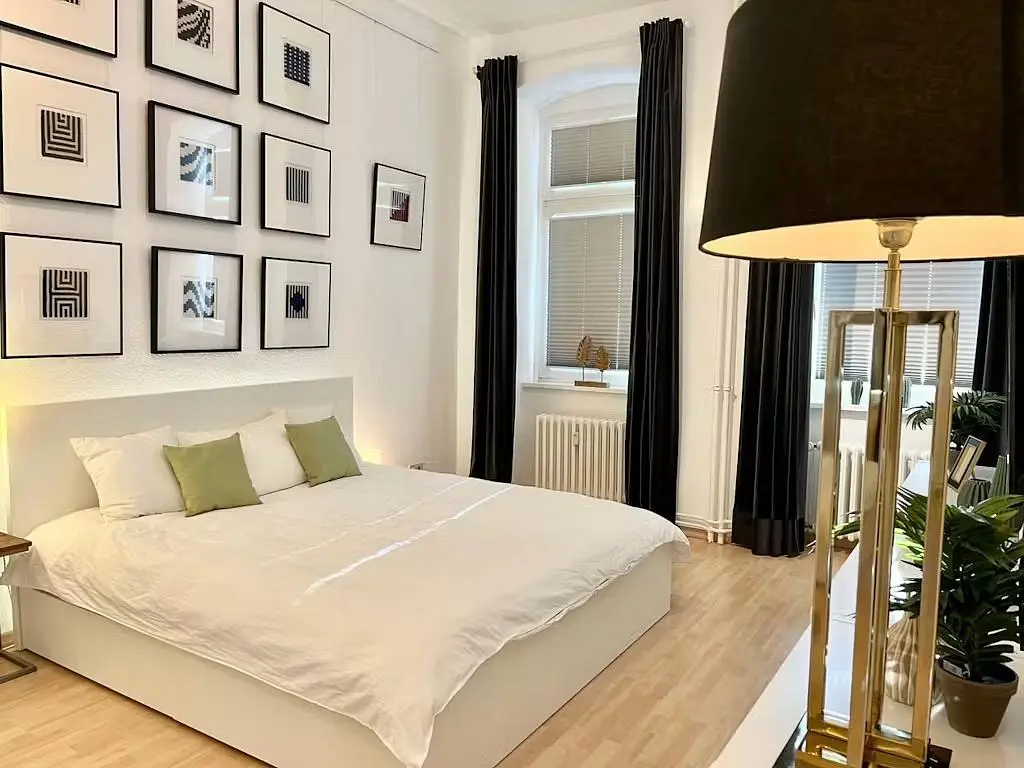 Chambre; parquet, lumière naturelle, style moderne