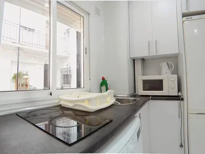 Cucina; elettrodomestici, vista, luce naturale