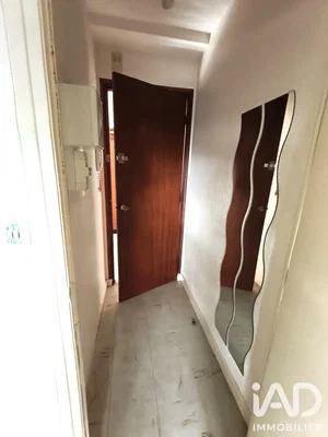 غرفة خلع الملابس