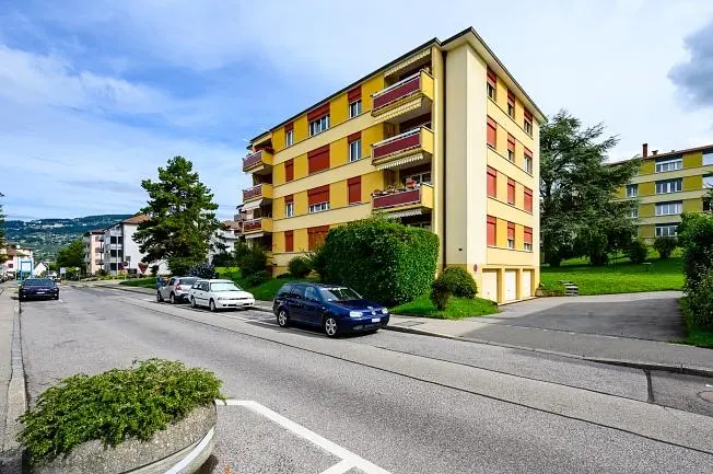 Haus und umgebung; blick