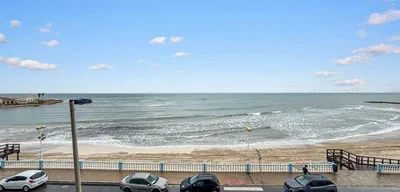Balkon; výhled, přirozené světlo