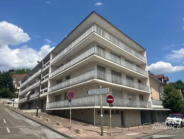 Kuća i okolina