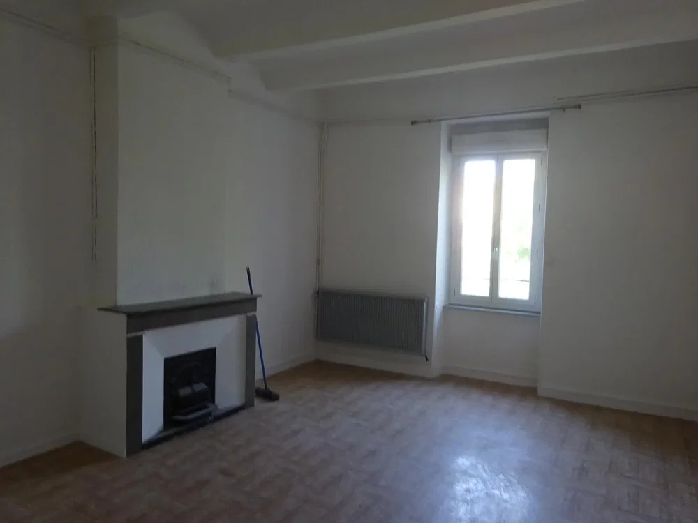 Wohnzimmer; kamin, tageslicht