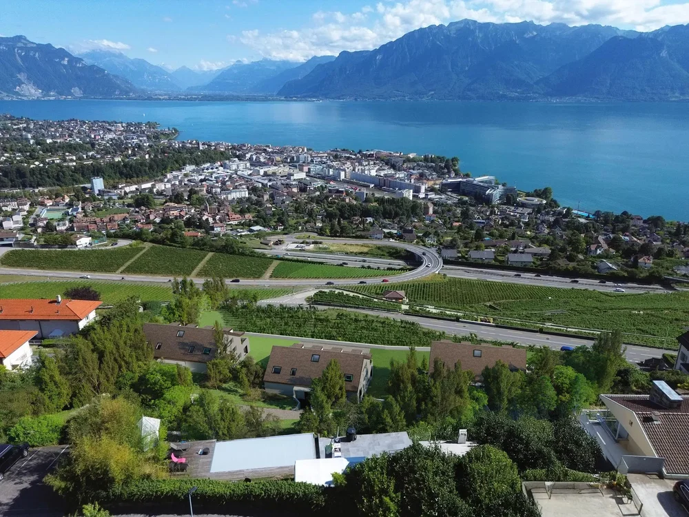 Casa e dintorni; vista, luce naturale