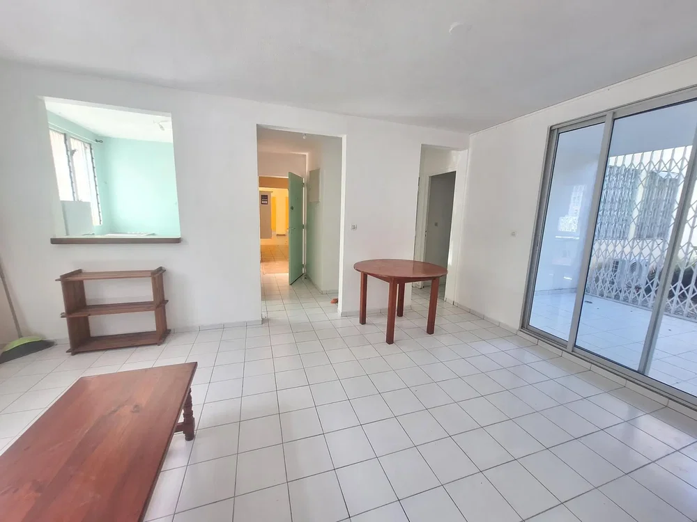 Living room; tile floor, natural light