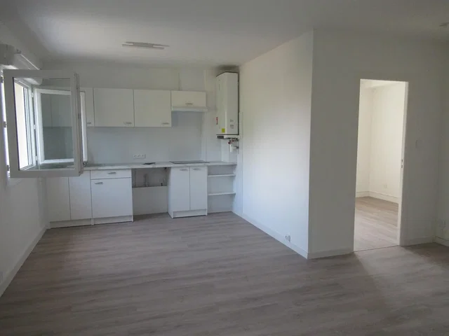 Kitchen; wood floor, natural light