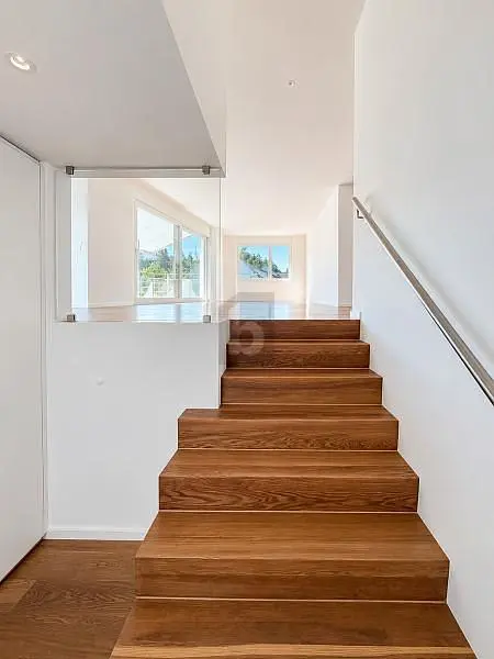 Autre; parquet, lumière naturelle