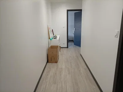 Autre; carrelage, nécessite rénovation