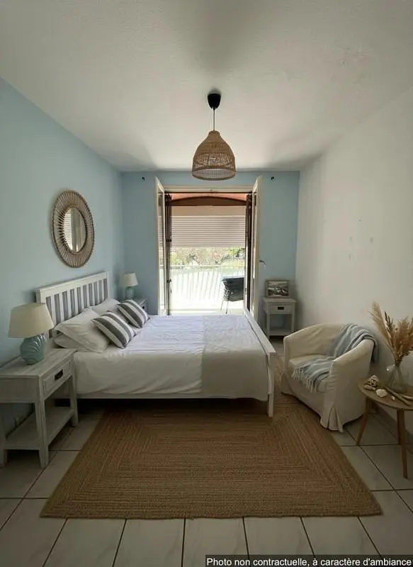 Schlafzimmer; tageslicht, rustikaler stil