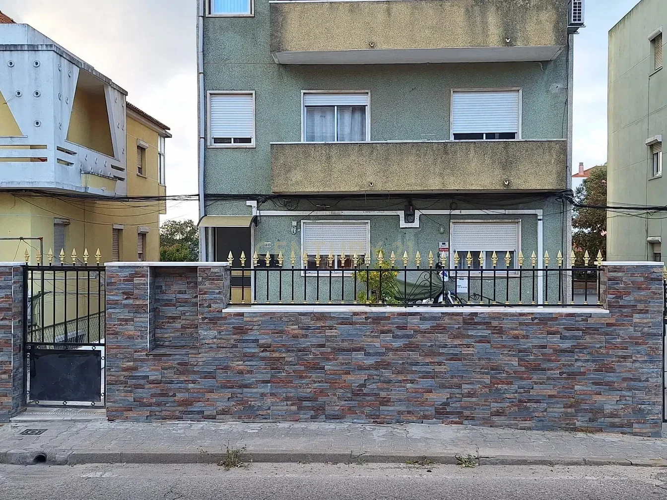 Кућа и околина