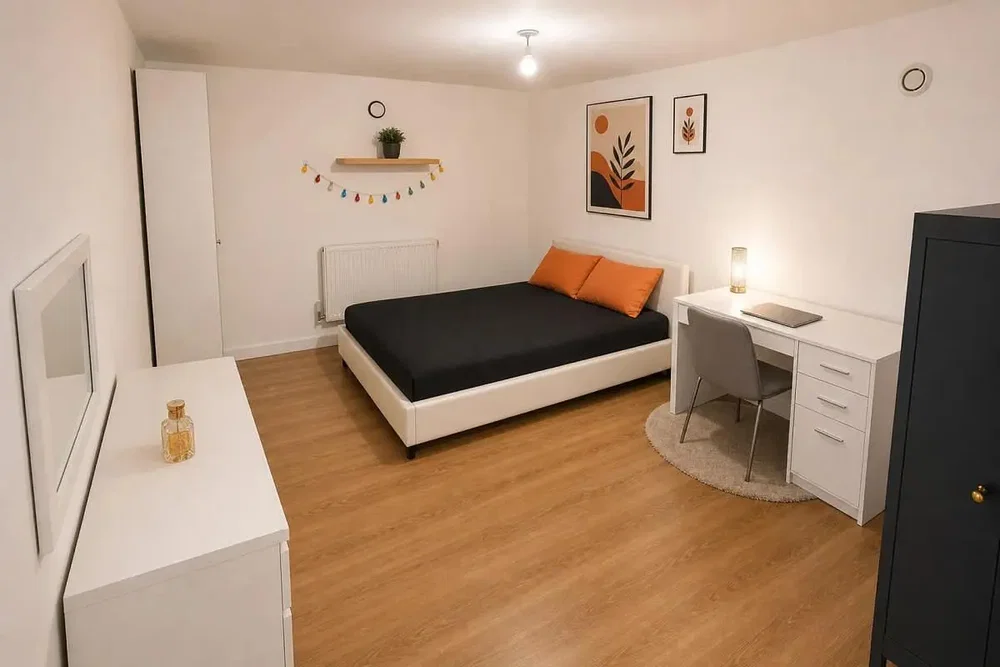 Chambre; parquet, lumière naturelle
