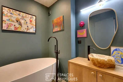 Badezimmer; moderner stil, tageslicht, renoviert