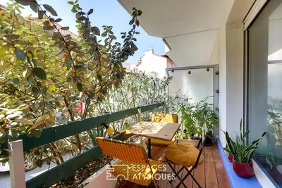 Terrasse; holzboden, tageslicht, moderner stil