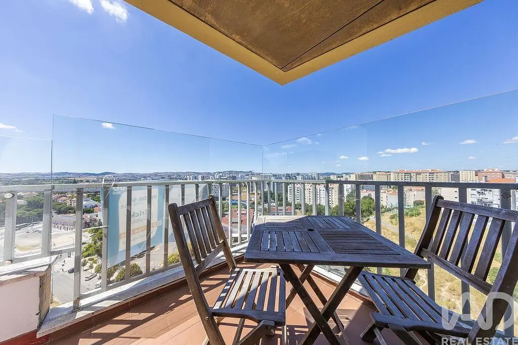 Balcone; vista, luce naturale