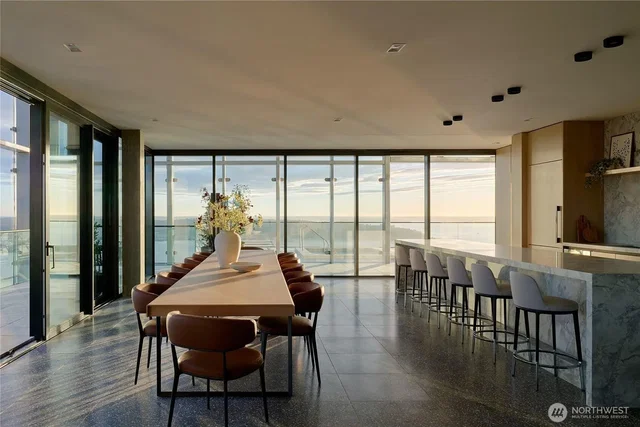 Sala de jantar; vista, luz natural, estilo moderno