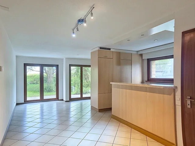 Kitchen; tile floor, natural light